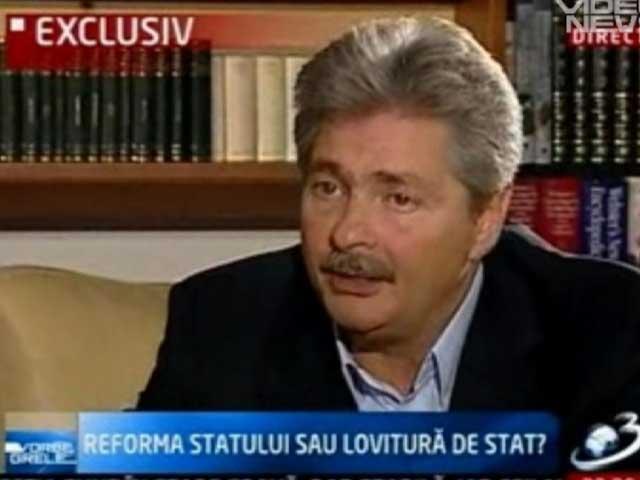 SOV: "Sunt sănătos tun şi foarte bun prieten cu Traian Băsescu!"