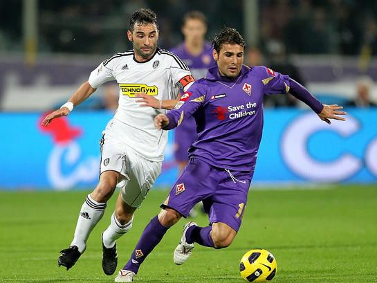 Cesena s-a înţeles cu Mutu, dar Fiorentina se opune transferului!
