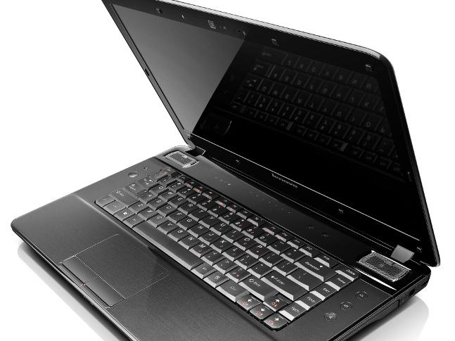 Lenovo IdeaPad Y560p, pe piaţa românească