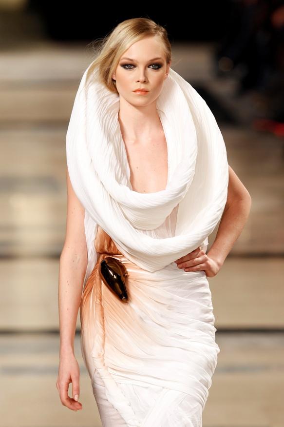 Săptămâna modei haute-couture la Paris 18419340