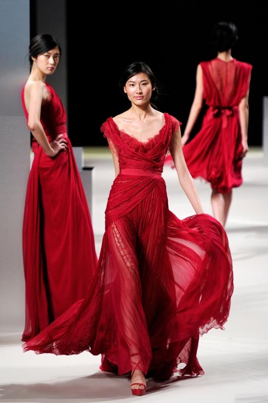 Săptămâna modei haute-couture la Paris 18419346