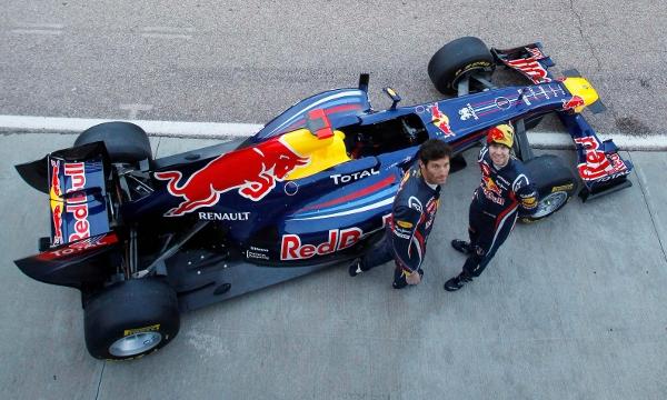 F1: Red Bull Racing şi-a prezentat noul monopost RB7 18419600