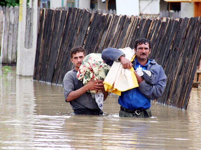 Inundatiile care "n-au fost" (foto ziarulancheta.ro) 18419617
