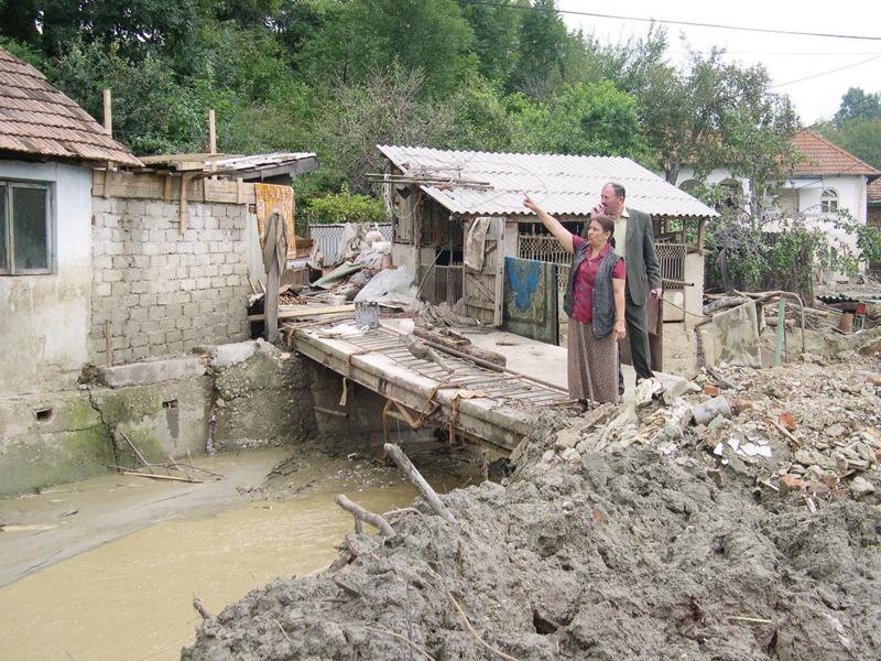 Inundatiile care "n-au fost" (foto ziarulancheta.ro) 18419626