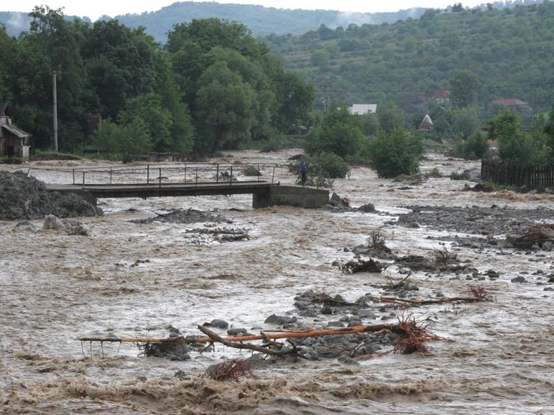 Inundatiile care "n-au fost" (foto ziarulancheta.ro) 18419638