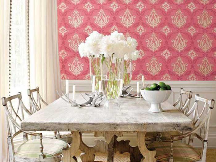 Viaţa în decoruri roz 18420220