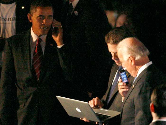 Barack Obama, stăpânul „butonului roşu” de net