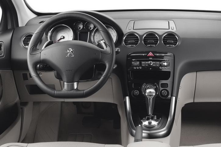 Peugeot 308 facelift se dezvăluie înainte de debutul de la Geneva 18420584