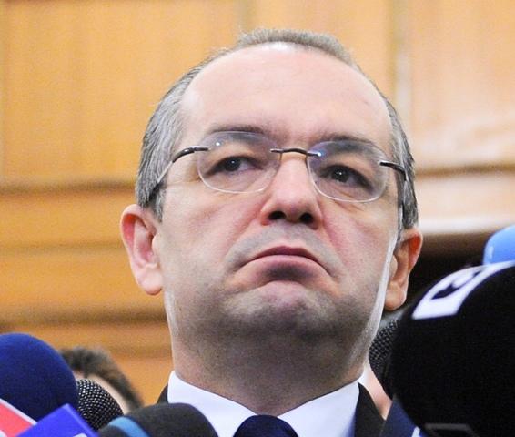 Boc: Sunt semne că la sfârşitul lunii martie România va ieşi oficial din recesiune