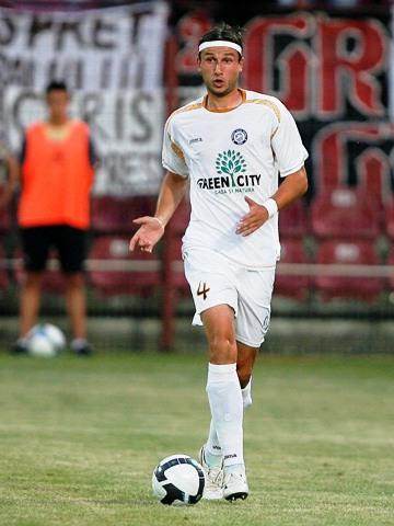 Dinamo l-a transferat pe Ersin Mehmedovici de la Urziceni
