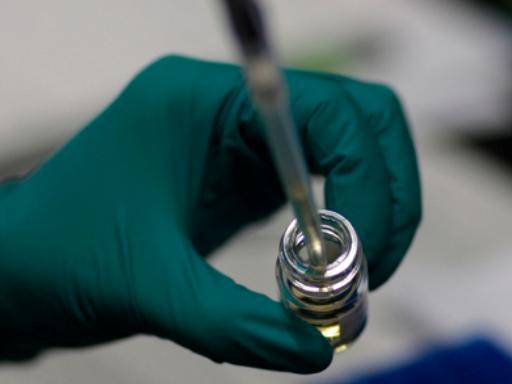 Mii de doze de vaccin contra cancerului de col au expirat în depozite!