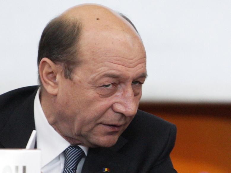 Băsescu: Nu există român care să nu mă facă responsabil pentru actuala guvernare!
