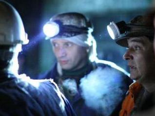 200 de mineri de la SNLO au fost disponibilizaţi