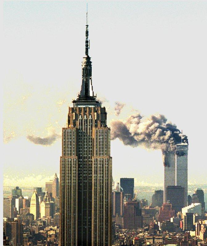În atacurile din 11 septembrie 2001 şi-au pierdut viaţa 2996 de persoane 18423828