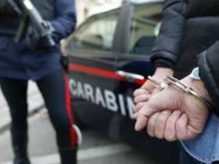 Români arestaţi pentru uciderea unui italian implicat în afaceri dubioase