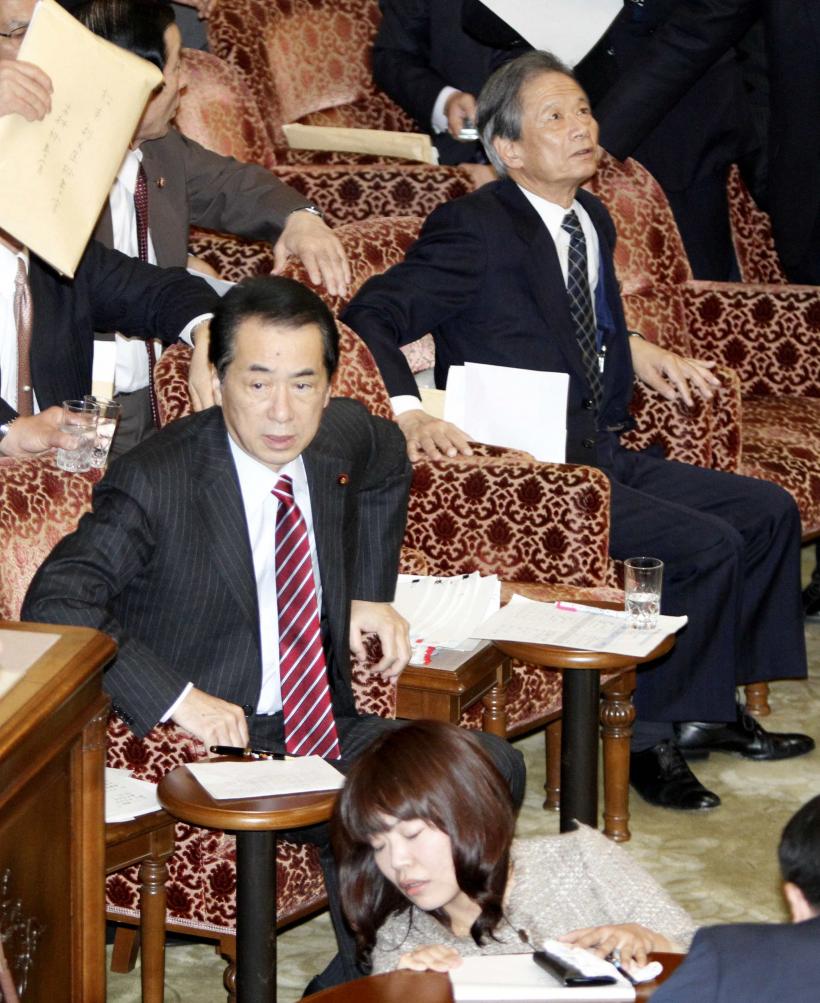 Cutremur de 8,9 grade si valuri tsunami de 10 metri in Japonia 18424142