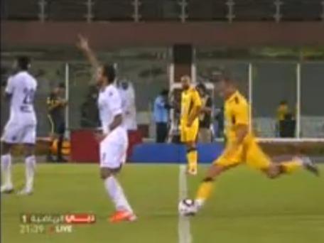 Video: Gol de la mijlocul terenului marcat de Yeste pentru Al Wasl!