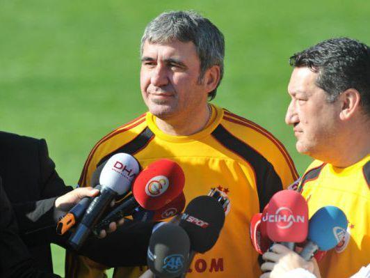 Hagi: "Sunt trist că plec, o fac pentru viitorul lui Galatasaray"