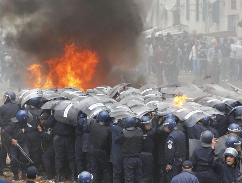 Saptamana in imagini 19-25 martie: Gaddafi contra restul lumii 18426072