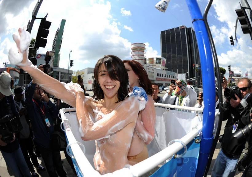 Saptamana in imagini 19-25 martie: Gaddafi contra restul lumii 18426097