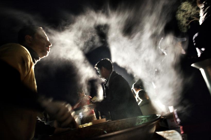 Bombele salvatoare 18426136