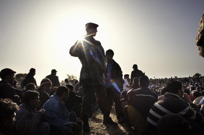 Bombele salvatoare 18426145