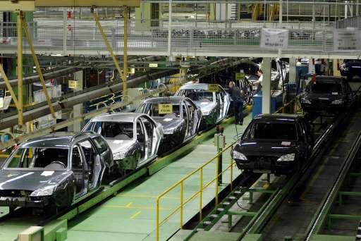 Ford suspendă activitatea fabricii din Genk