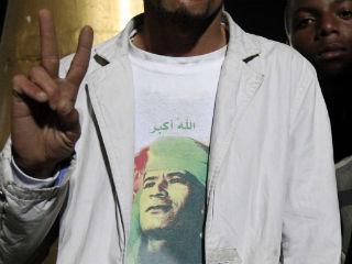 Clanul Gaddafi îşi negociază retragerea