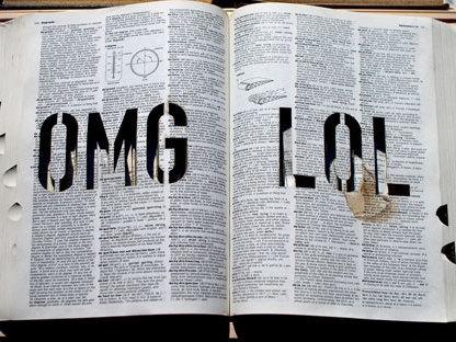 Prescurtările „LOL” şi „OMG”, recunoscute oficial în dicţionarul Oxford