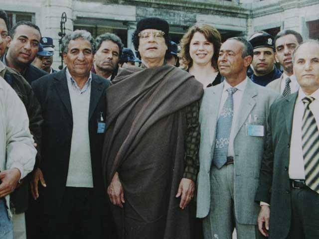 Muamar Gaddafi, tăticul generos al infirmierelor