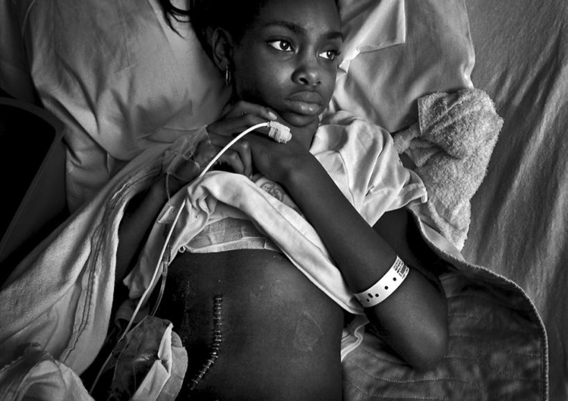 Premiul Pulitzer 2011 pentru fotografie artistica 18429097