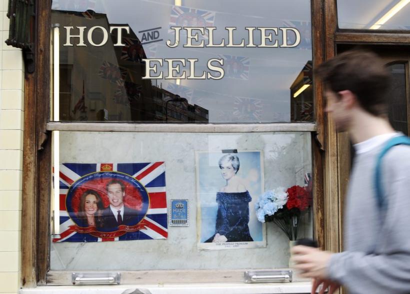 Royal Wedding Boutique 18429327