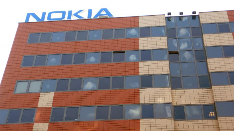 Efectul acordului cu Microsoft: Nokia închide Centrul de la Cluj
