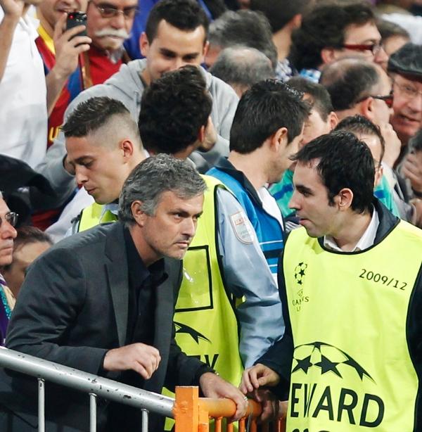 Mourinho îl atacă pe Guardiola: "A câştigat o Ligă de care mie mi-ar fi ruşine!"