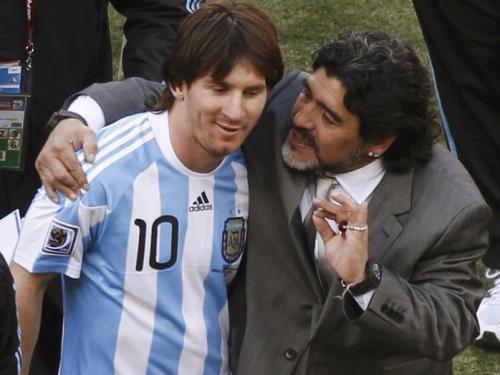 Maradona: "Istoria va decide cine este mai bun între mine şi Messi"