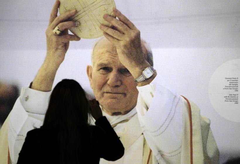 Beatificarea lui Ioan Paul al II-lea: drumul de la Papă la Sfânt 18429863