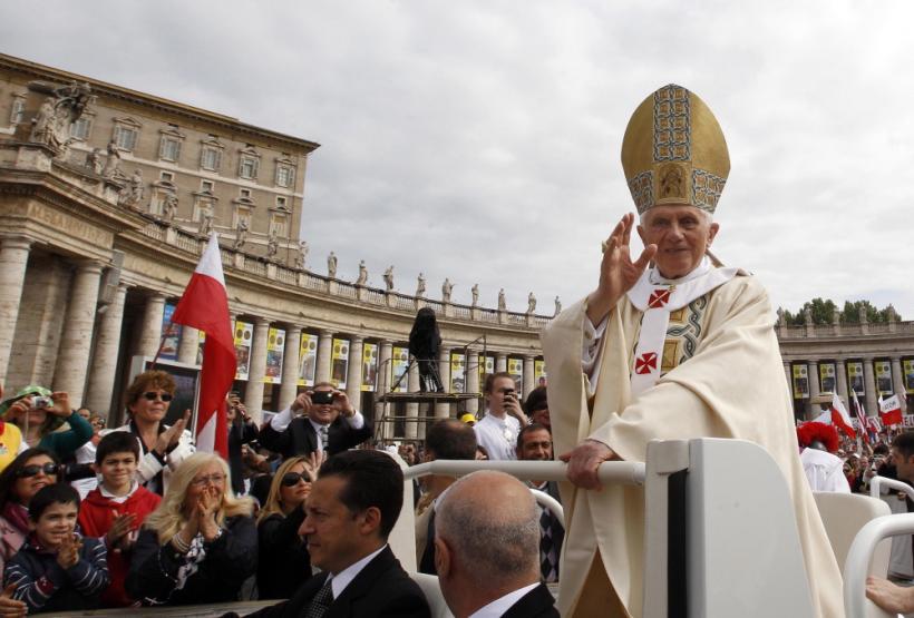 Beatificarea lui Ioan Paul al II-lea: drumul de la Papă la Sfânt 18429868