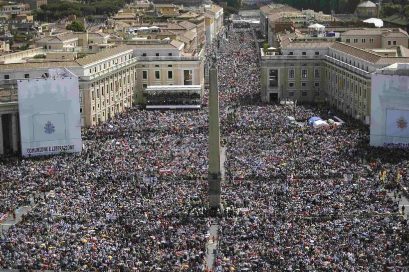 Beatificarea lui Ioan Paul al II-lea: drumul de la Papă la Sfânt 18429874