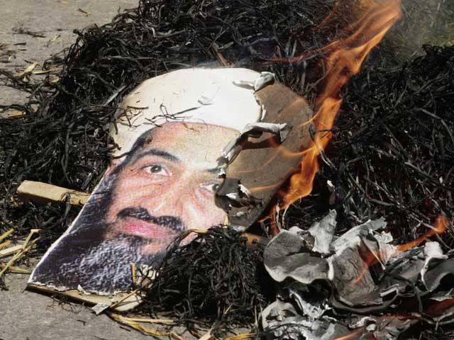 Ossama ben Laden, urmărit, încolţit, lichidat!