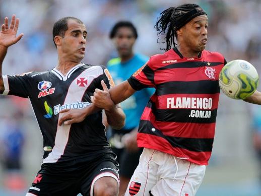 Ronaldinho şi Flamengo, campioni! 10 răniţi şi 102 arestaţi înainte de finală!