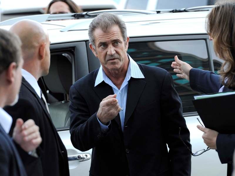 Mel Gibson, exonerat de acuzaţiile de violenţă domestică