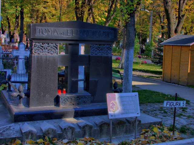 Cimitirul Bellu 18431080