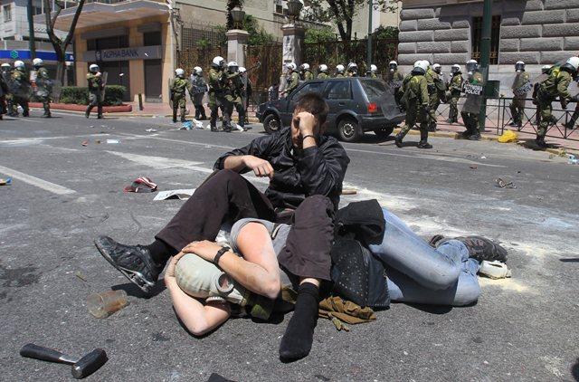 Confruntări violente în centrul Atenei