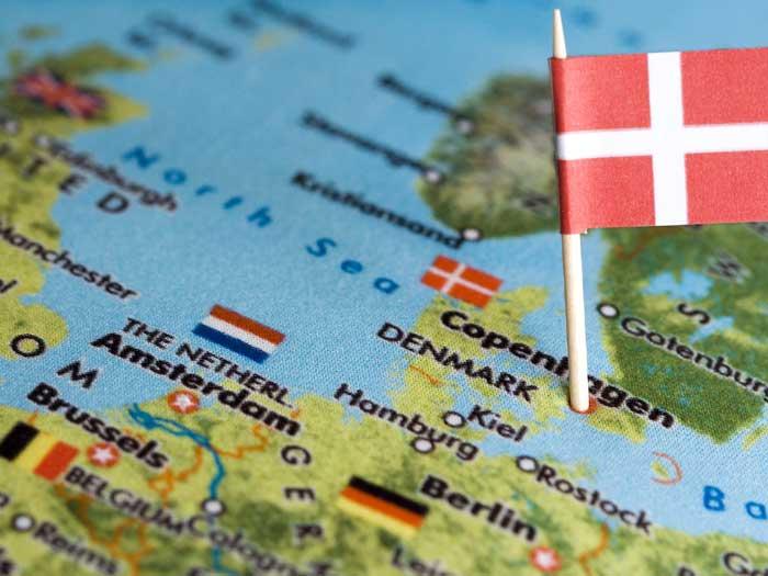 Danemarca reia controalele la frontiere