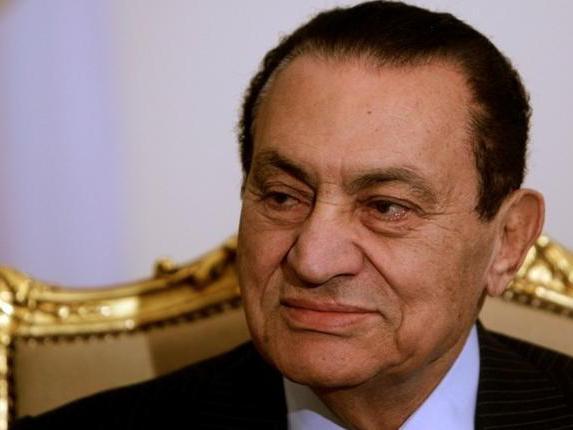 Mubarak a leşinat în timpul unui interogatoriu