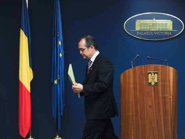 Premierul Boc nu se grăbeşte să plece de la Guvern.