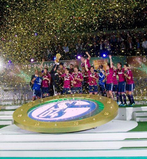 Schalke 04 a câştigat Cupa Germaniei!.