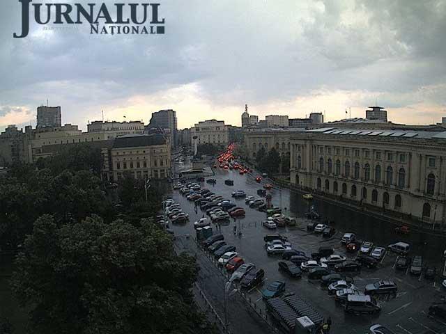 Rupere de nori în Bucureşti, desfăşurarea concertului Roxette, în impas.