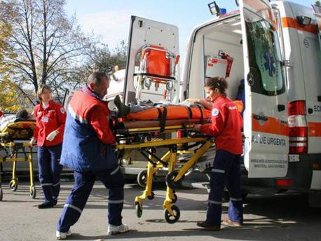 Accident grav în Constanţa: O persoană a murit, alte şase sunt rănite.