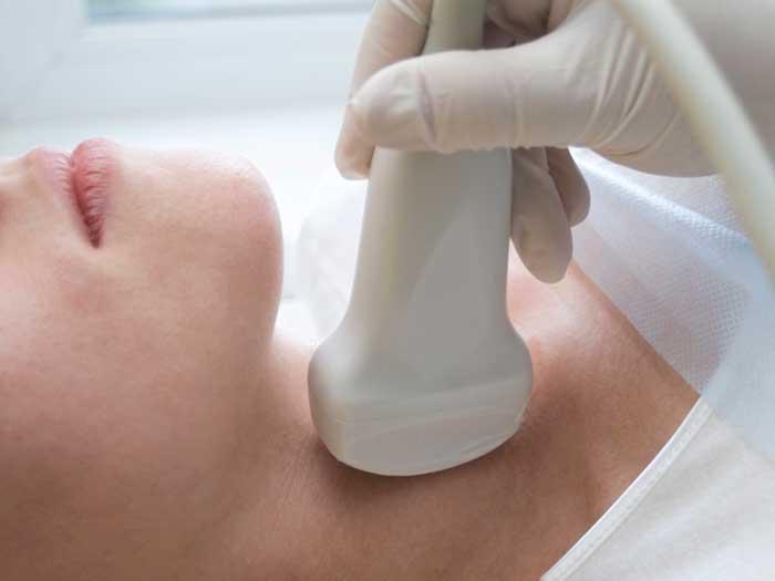 Doar 5% dintre nodulii tiroidieni palpabili sunt canceroşi.